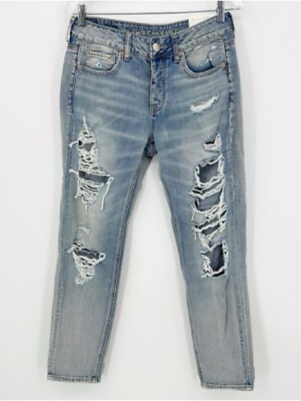 American Eagle Outfitters Light Blue Distressed Ankle Jeans